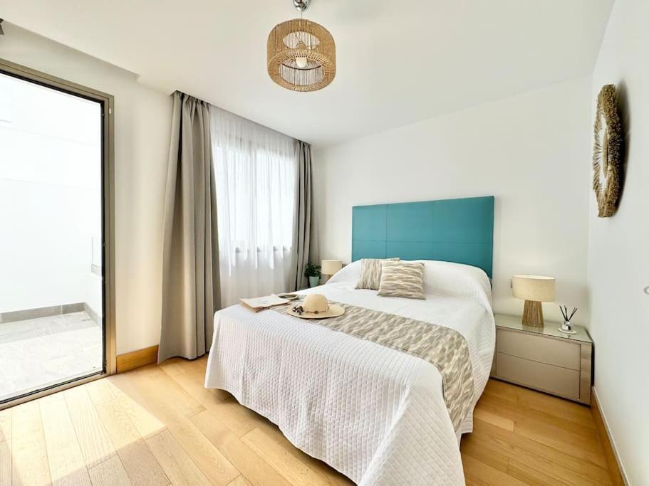 Welcome To Villa Bali A Luxurious Modern Getaway Los Cristianos  Exteriér fotografie